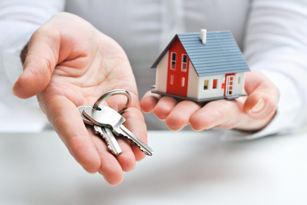 how to become a real estate agent